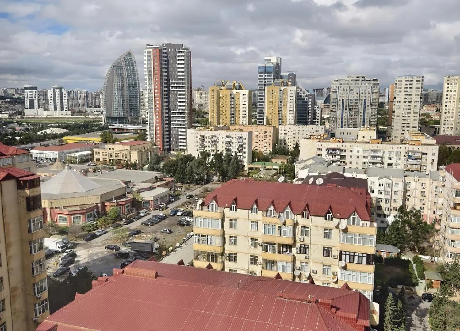 Khatai Salman Home Baku